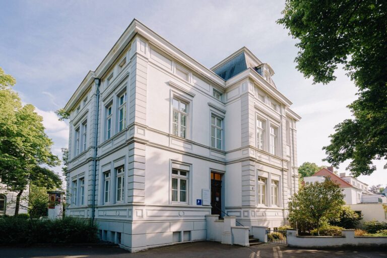 AHS Rechtsanwälte Bonn – Steuerrecht in Rechtsanwälte für Steuerrecht in Bonn finden