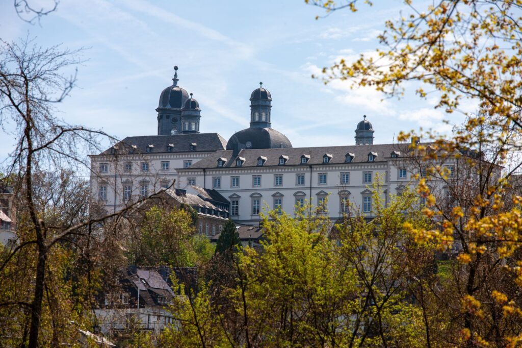 Jörg Schrewentigges Fachanwalt für Familienrecht in Bergisch Gladbach 1 Jörg Schrewentigges Fachanwalt für Familienrecht in Bergisch Gladbach