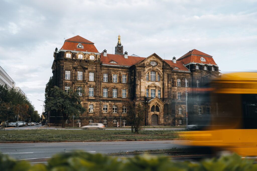 Rechtsanwalt & Fachanwalt Sandro Dittmann - Kanzlei für Wirtschaftsrecht und Steuerrecht in Dresden 1 Rechtsanwalt & Fachanwalt Sandro Dittmann - Kanzlei für Wirtschaftsrecht und Steuerrecht in Dresden