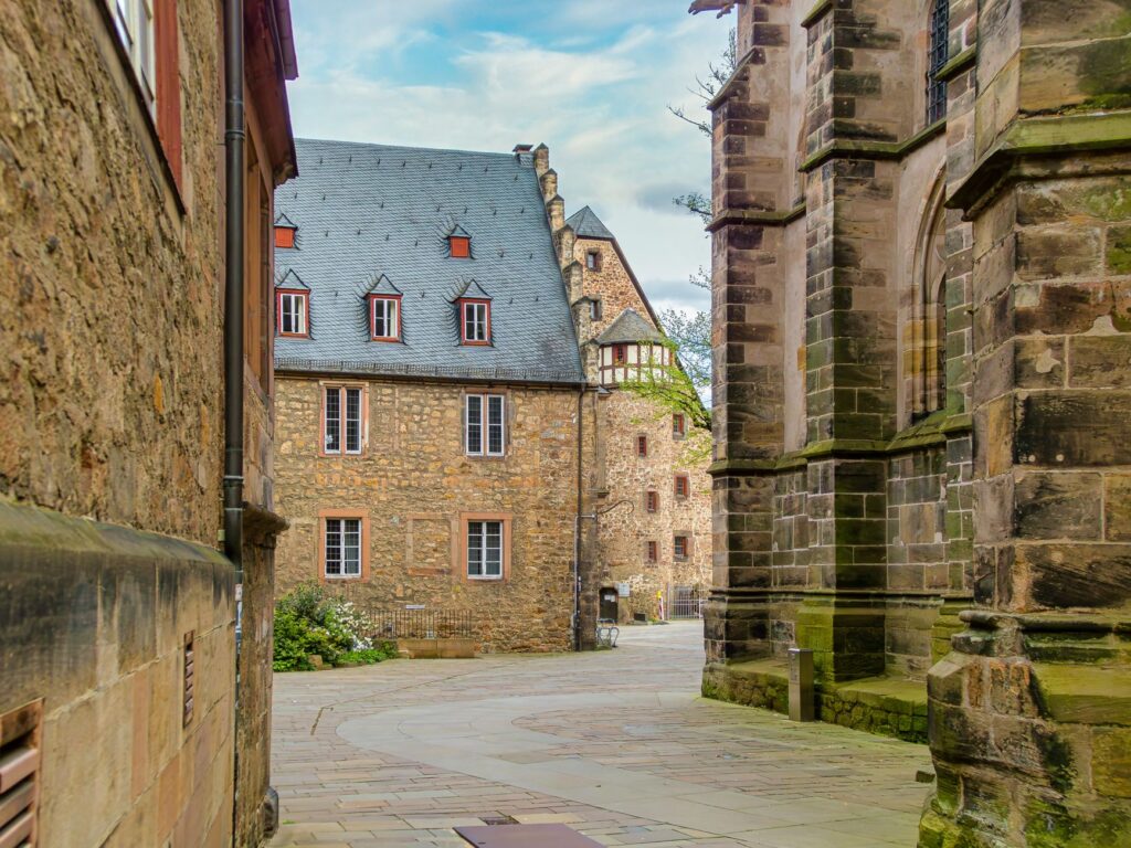 Anwalt für Steuerrecht in Rechtsanwälte für Steuerrecht in Marburg finden