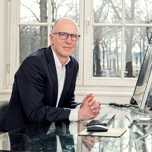 Selbstanzeige - Dr. Christoph Sewtz München: Kontakt und steuerrechtliche Tätigkeitsbereiche