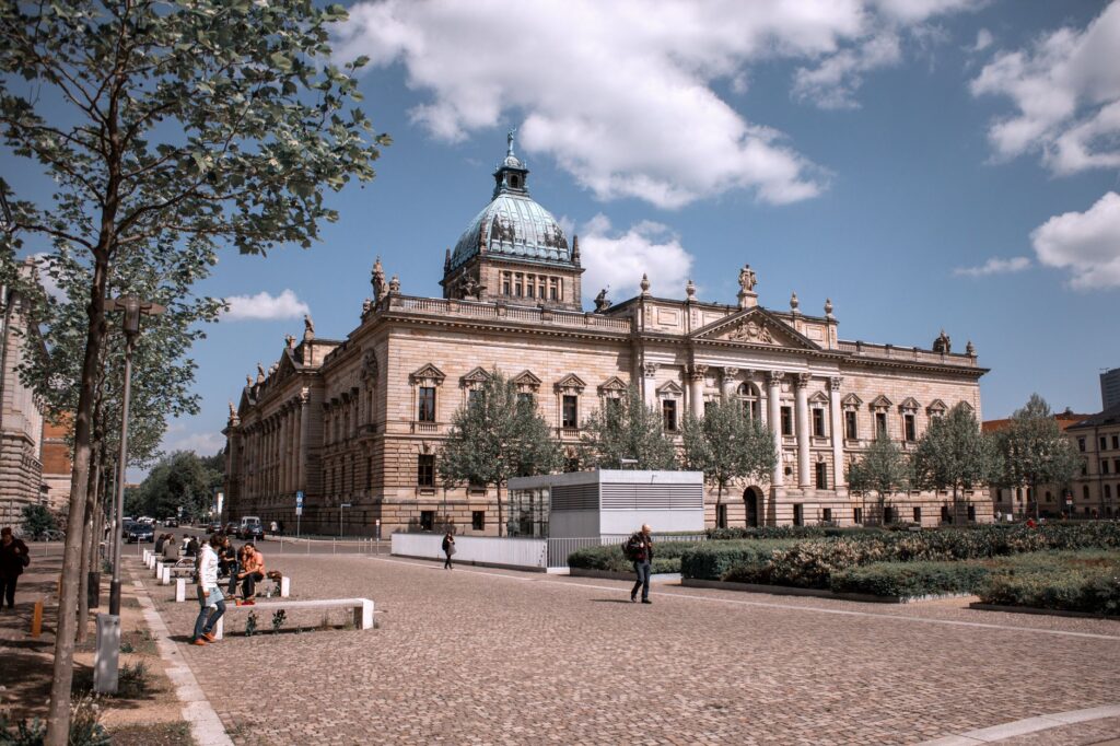 Anwalt für Steuerrecht in Leipzig: Rechtsanwälte und Kanzleien